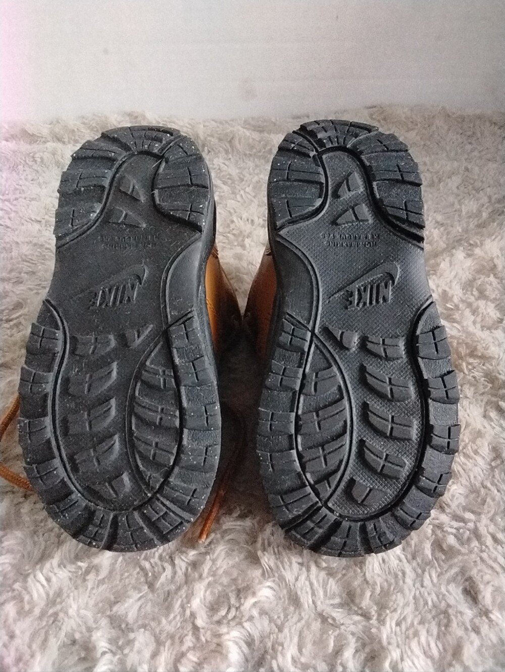 Nike Manoa LTR Boots Shoes (PS) BQ5374-700 Wheat/Wheat-Black Kids 8C. CLEAN. - Picture 5 of 7